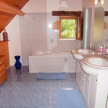 Ferienhaus Holiday La Ferme Du Moulin A Vent Rouffignac Saint-Cernin